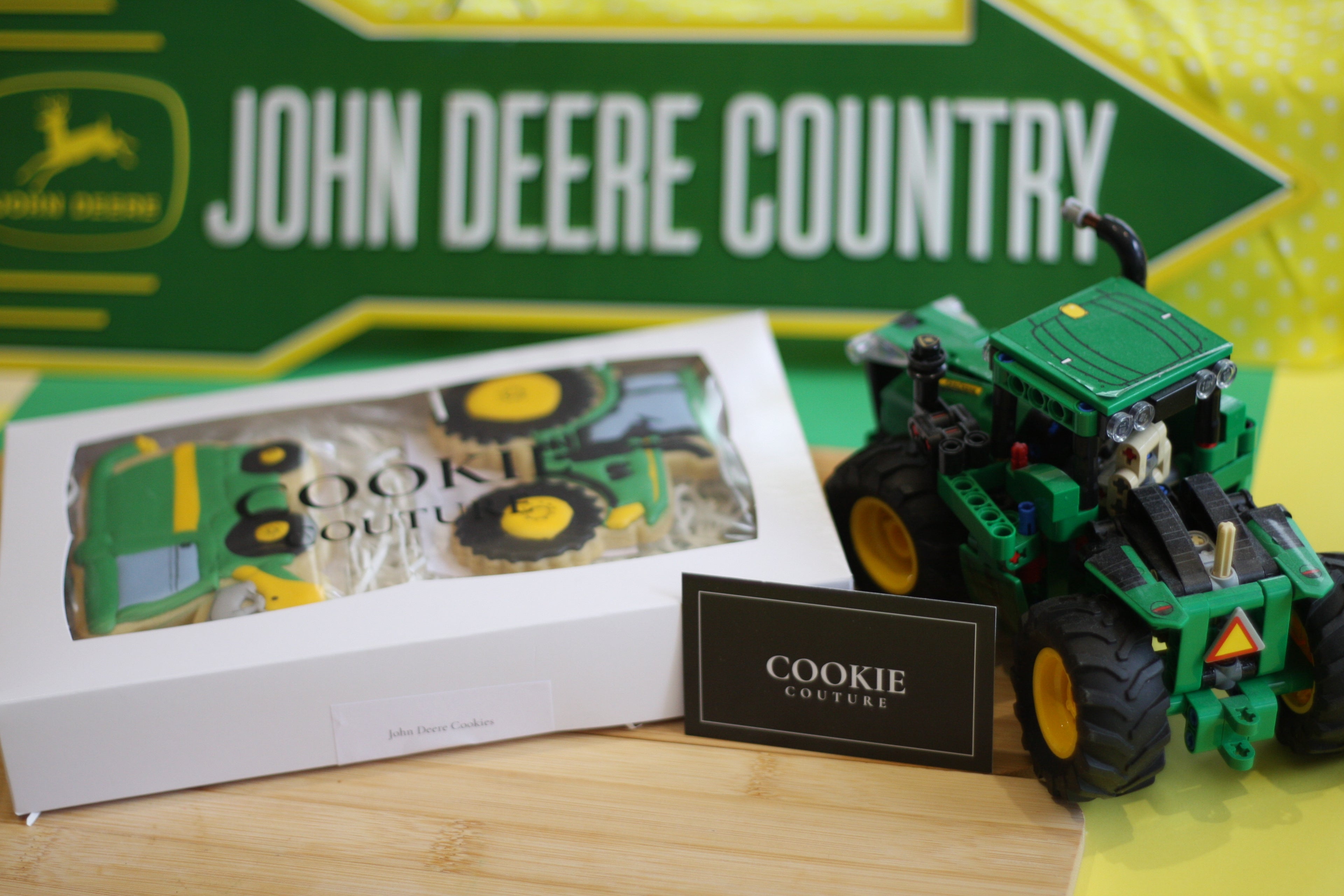 John Deere Inspired Cookie Box (4)