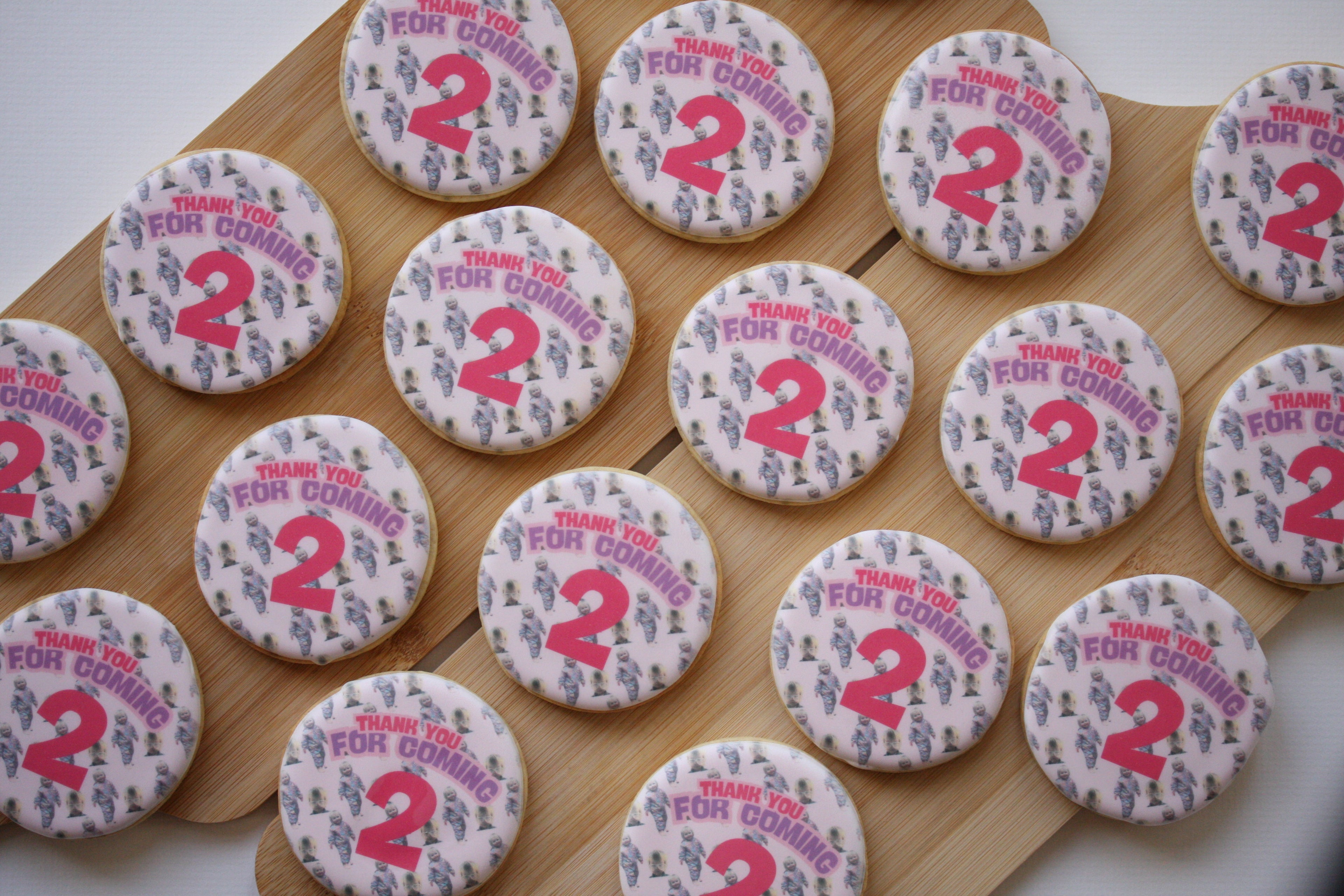 Childrens Round Party Favours