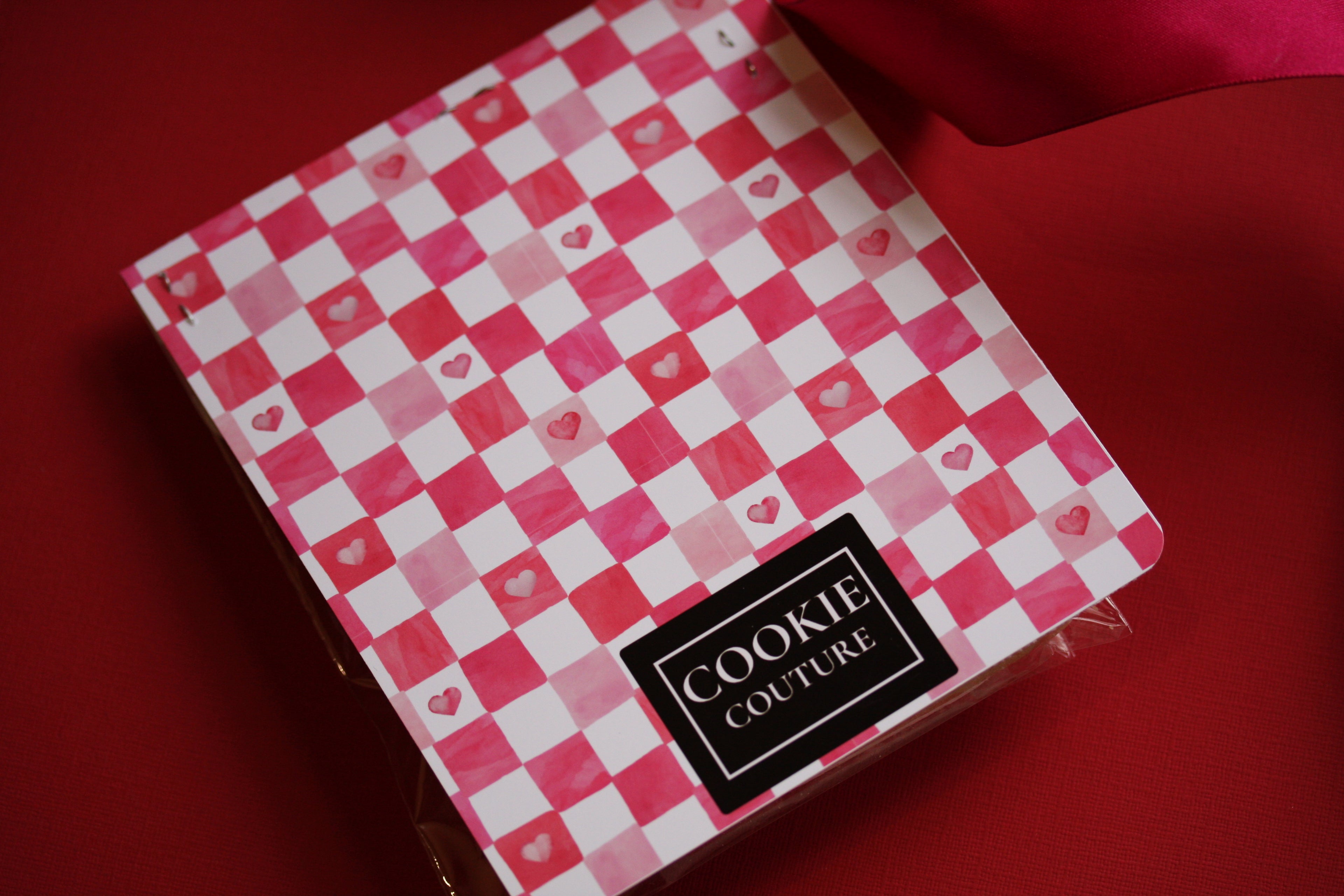 Valentines Hearts & Kisses (Tic Tac Toe)